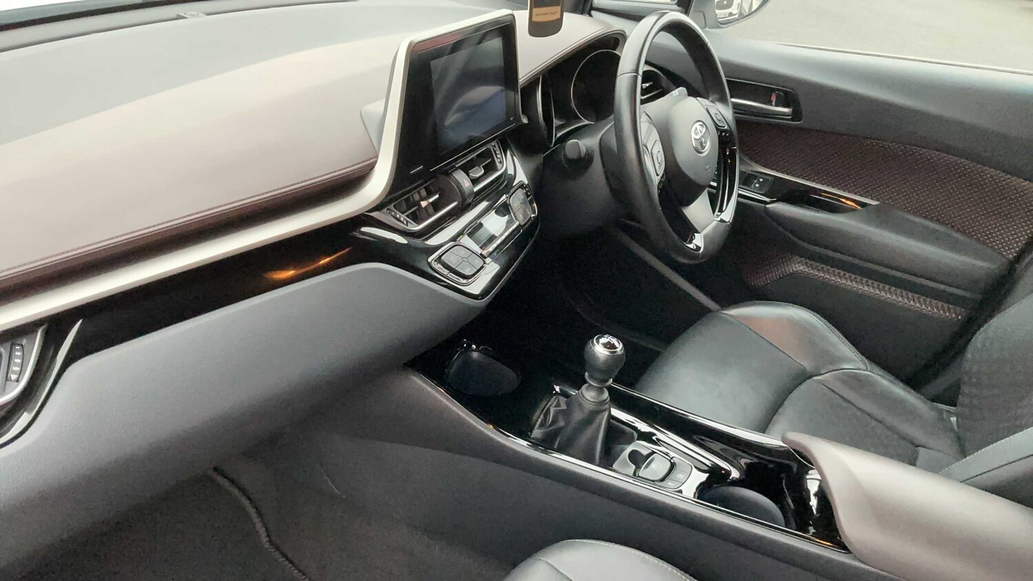 Used Toyota C-HR 2019 for sale - 77858459: Photo 13