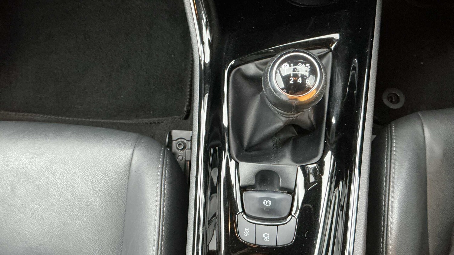 Used Toyota C-HR 2019 for sale - 77858459: Photo 20