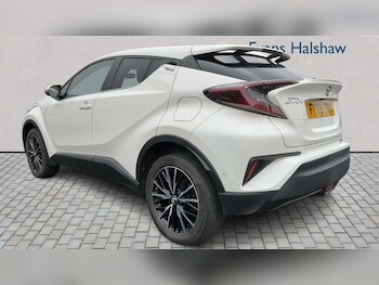 Used Toyota C-HR 2019 for sale - 77858459: Photo