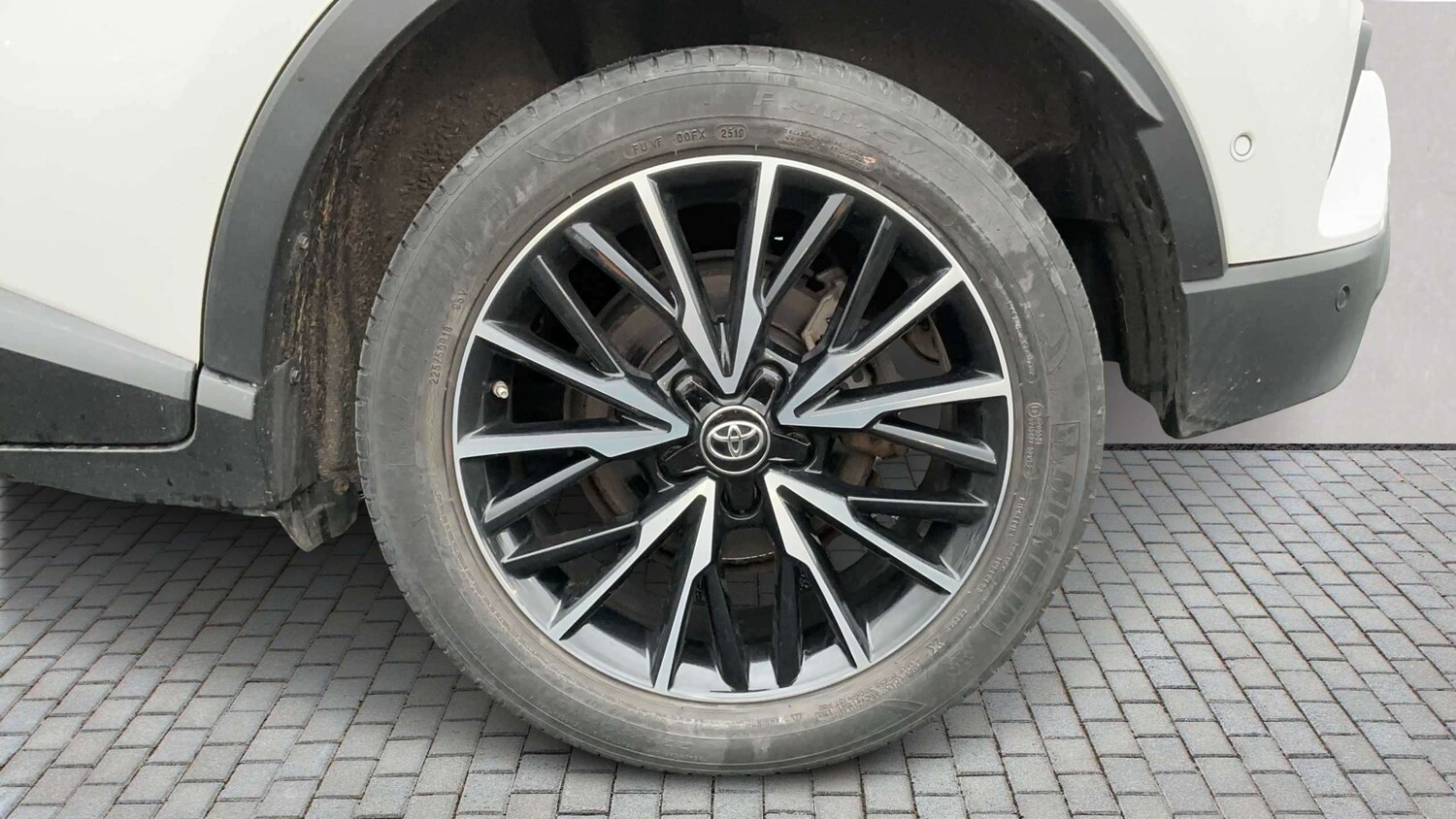 Used Toyota C-HR 2019 for sale - 77858459: Photo 6