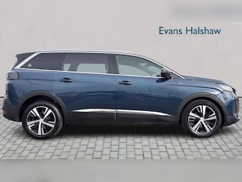 Used Peugeot 5008 2023 for sale - 79579491: Photo