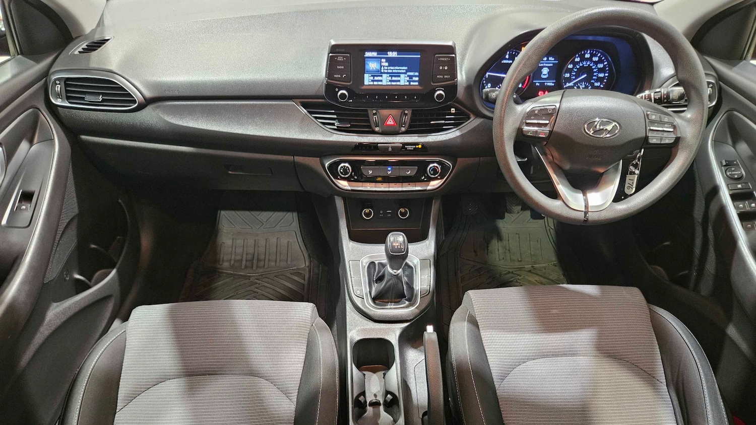 Used Hyundai i30 2017 for sale - 77899230: Photo 7