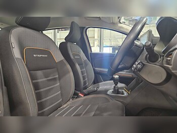 Used Dacia Sandero Stepway 2021 for sale - 77860318: Photo