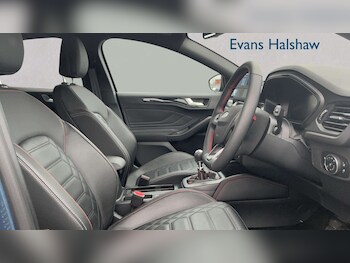 Used Ford Focus 2023 for sale - 78247888: Photo