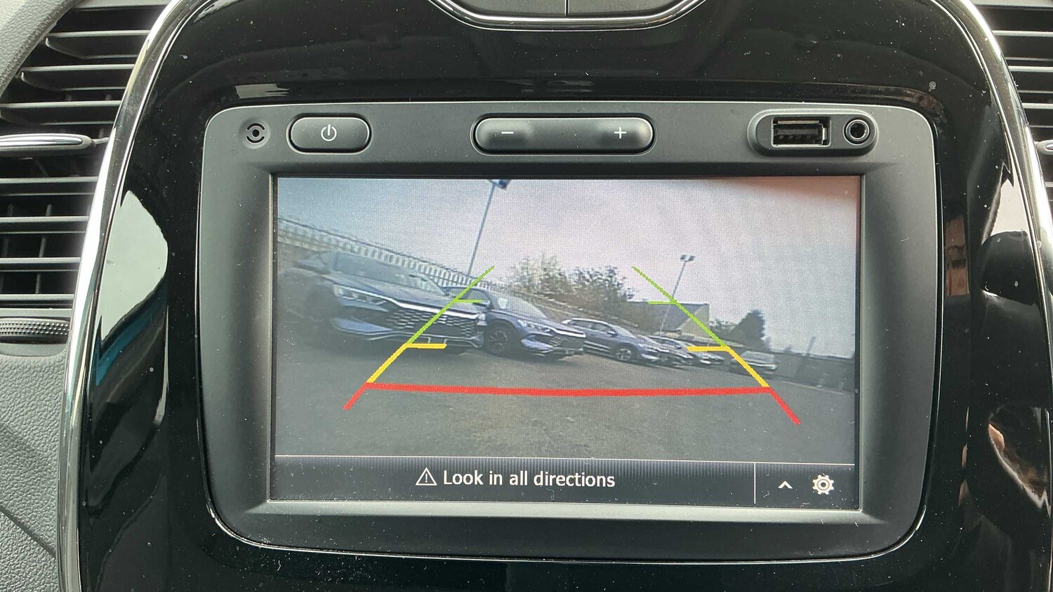 Used Renault Captur 2016 for sale - 77983319: Photo 15