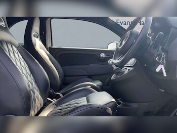 Used Abarth 595 2023 for sale - 78407609: Photo