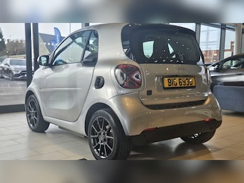 Used smart fortwo 2021 for sale - 77859784: Photo