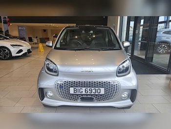 Used smart fortwo 2021 for sale - 77859784: Photo