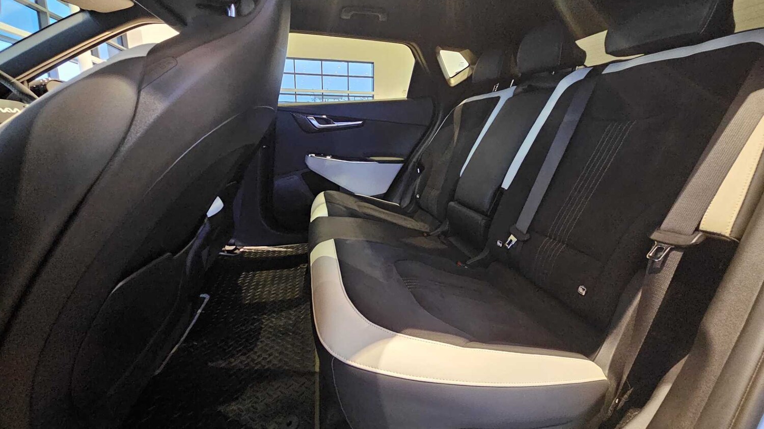 Used Kia EV6 for sale - 77859315: Photo 12