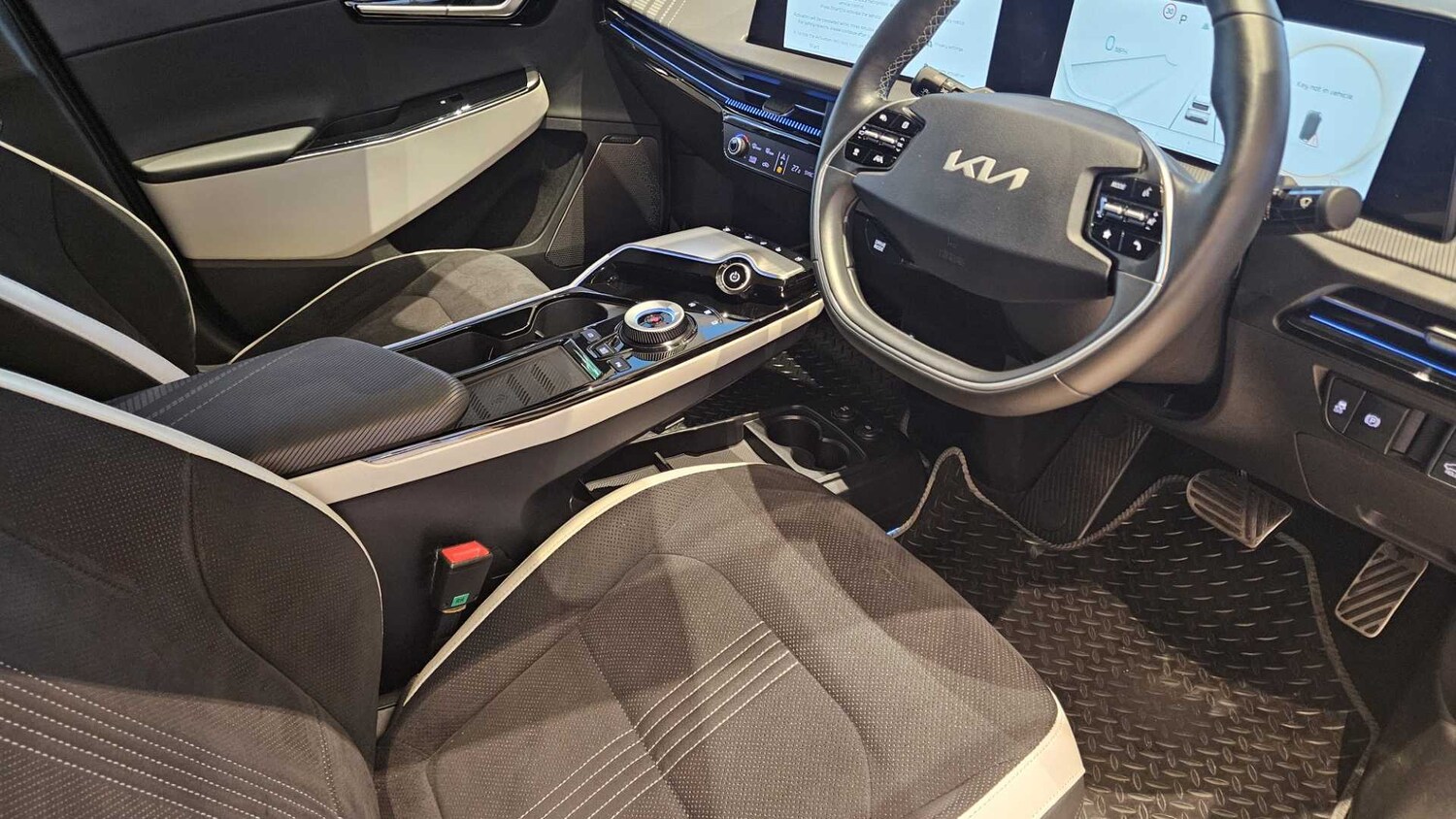 Used Kia EV6 for sale - 77859315: Photo 8