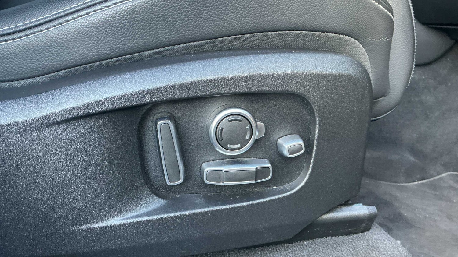 Used Jaguar F-Pace 2021 for sale - 77858634: Photo 22