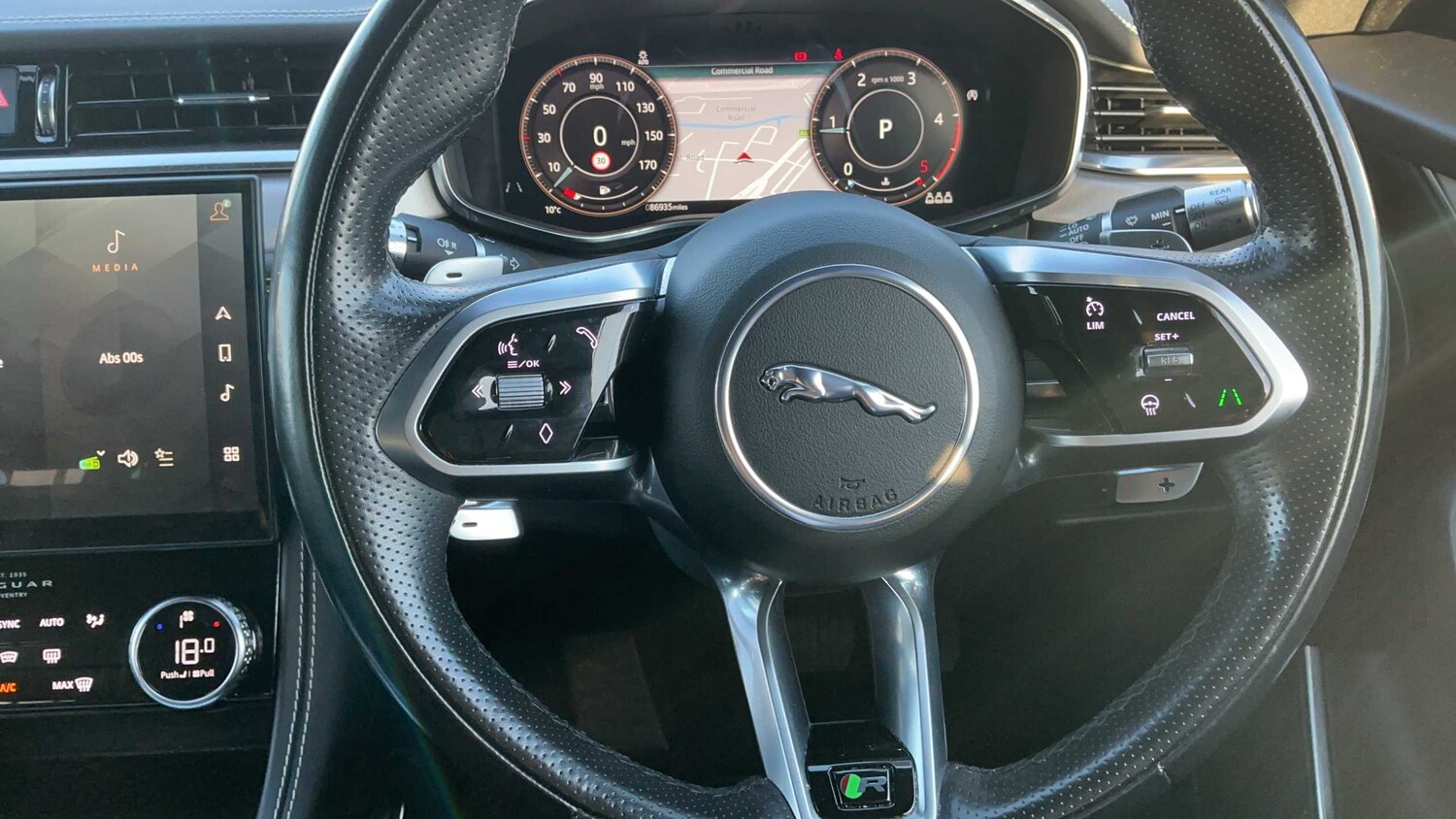 Used Jaguar F-Pace 2021 for sale - 77858634: Photo 9