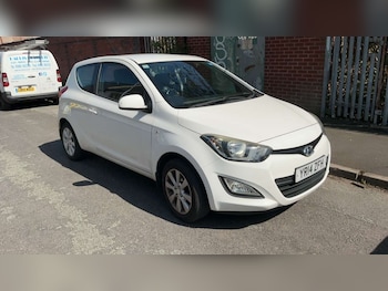 Used Hyundai i20 2014 for sale - 78519596: Photo