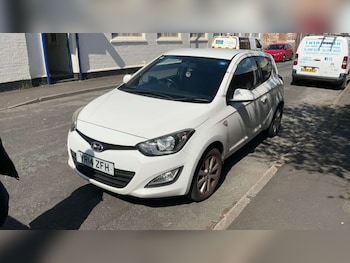 Used Hyundai i20 2014 for sale - 78519596: Photo