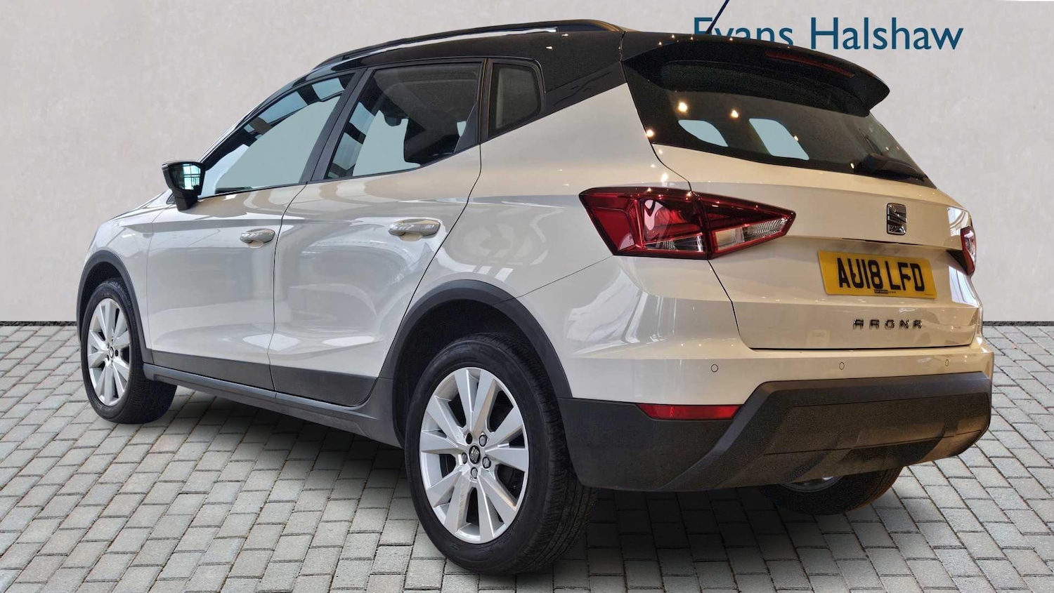 Used SEAT Arona 2018 for sale - 77857626: Photo 2