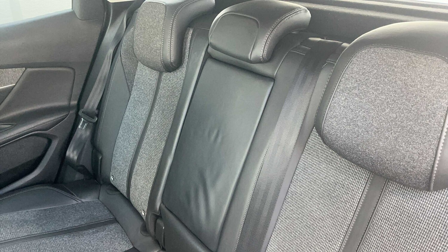 Used Peugeot 3008 2018 for sale - 78119298: Photo 14