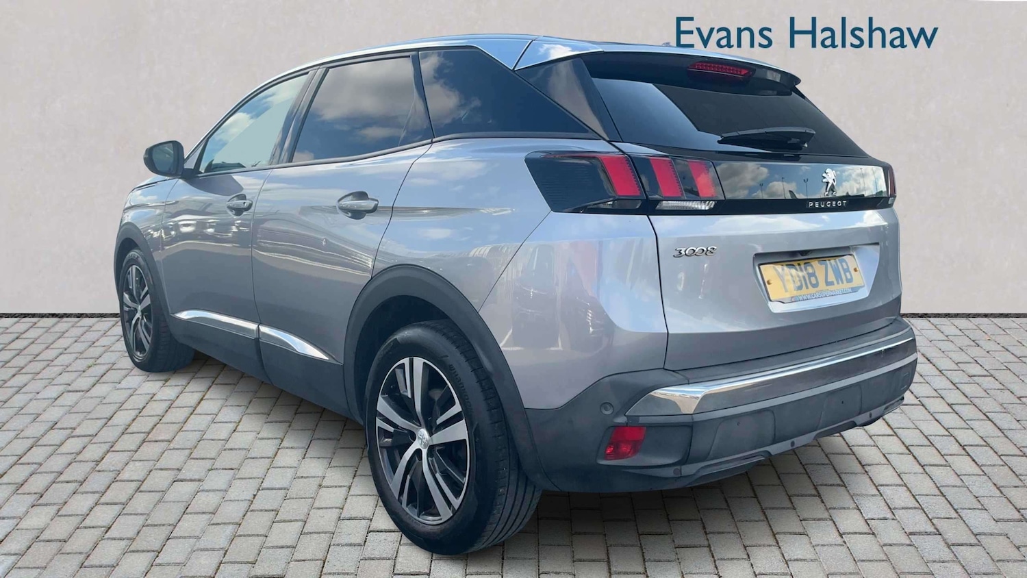 Used Peugeot 3008 2018 for sale - 78119298: Photo 2