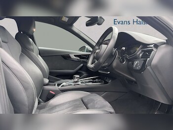 Used Audi A4 2021 for sale - 78419531: Photo