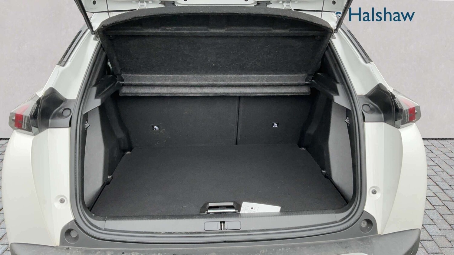 Used Peugeot 2008 2021 for sale - 77859356: Photo 7