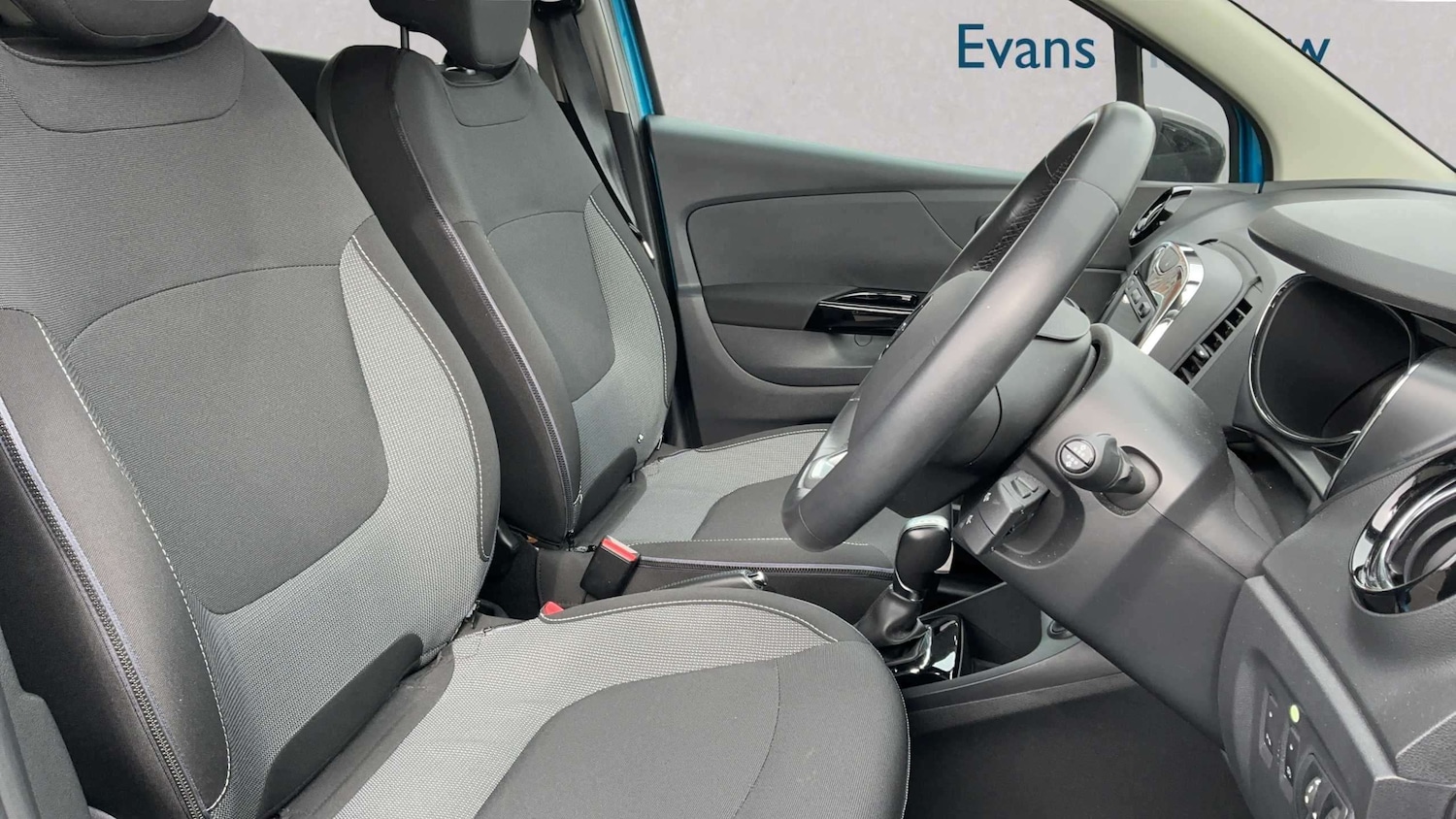 Used Renault Captur 2016 for sale - 78076845: Photo 3