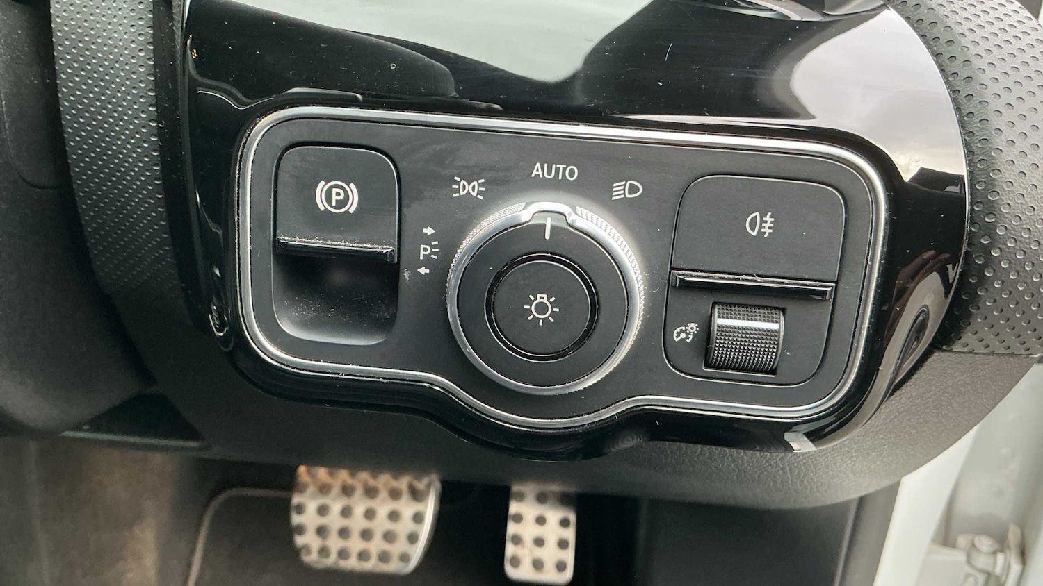 Used Mercedes-Benz A-Class for sale - 77860389: Photo 22