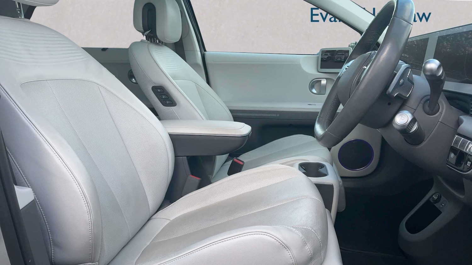 Used Hyundai IONIQ 5 for sale - 77860475: Photo 3