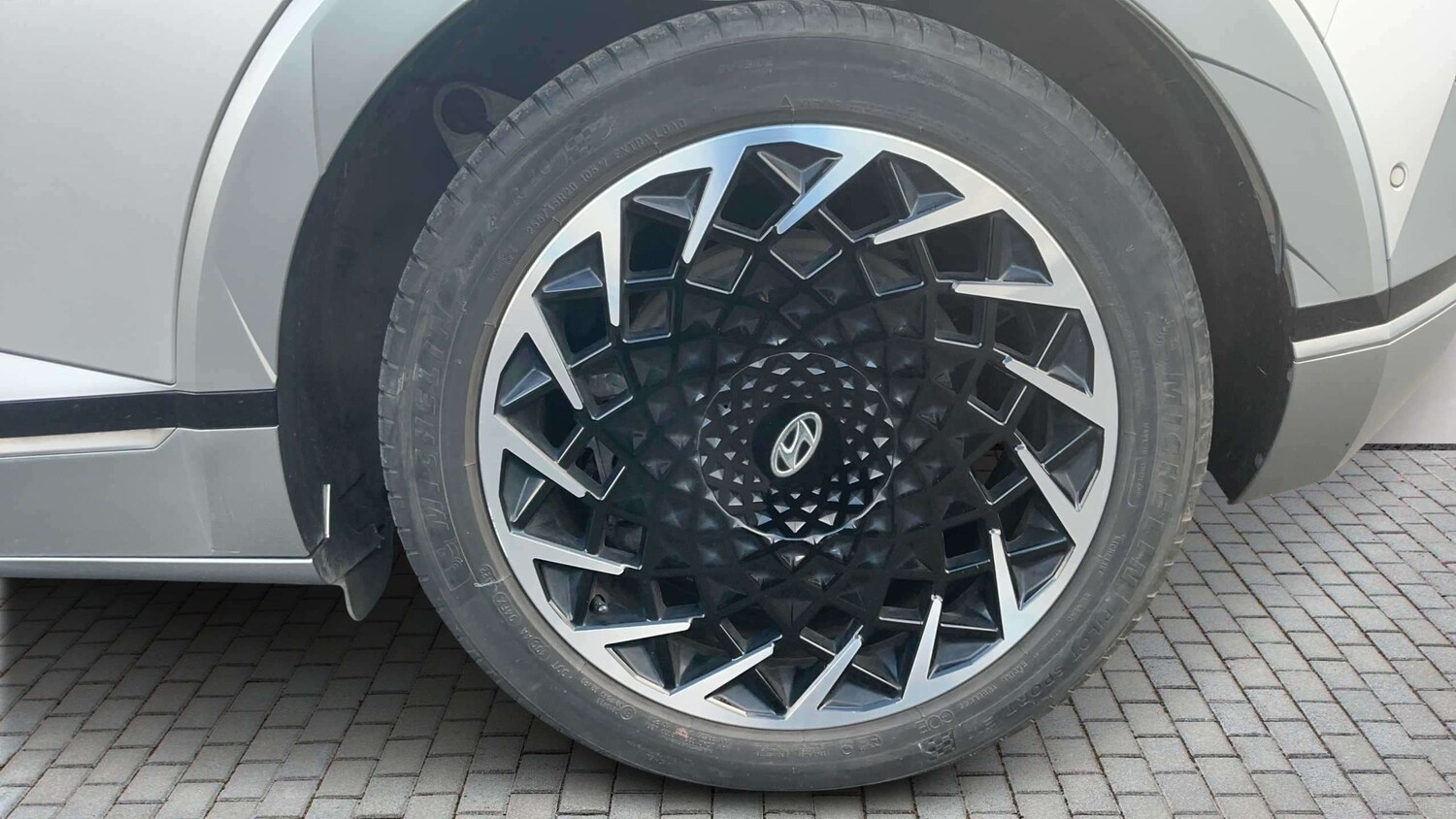 Used Hyundai IONIQ 5 for sale - 77860475: Photo 7