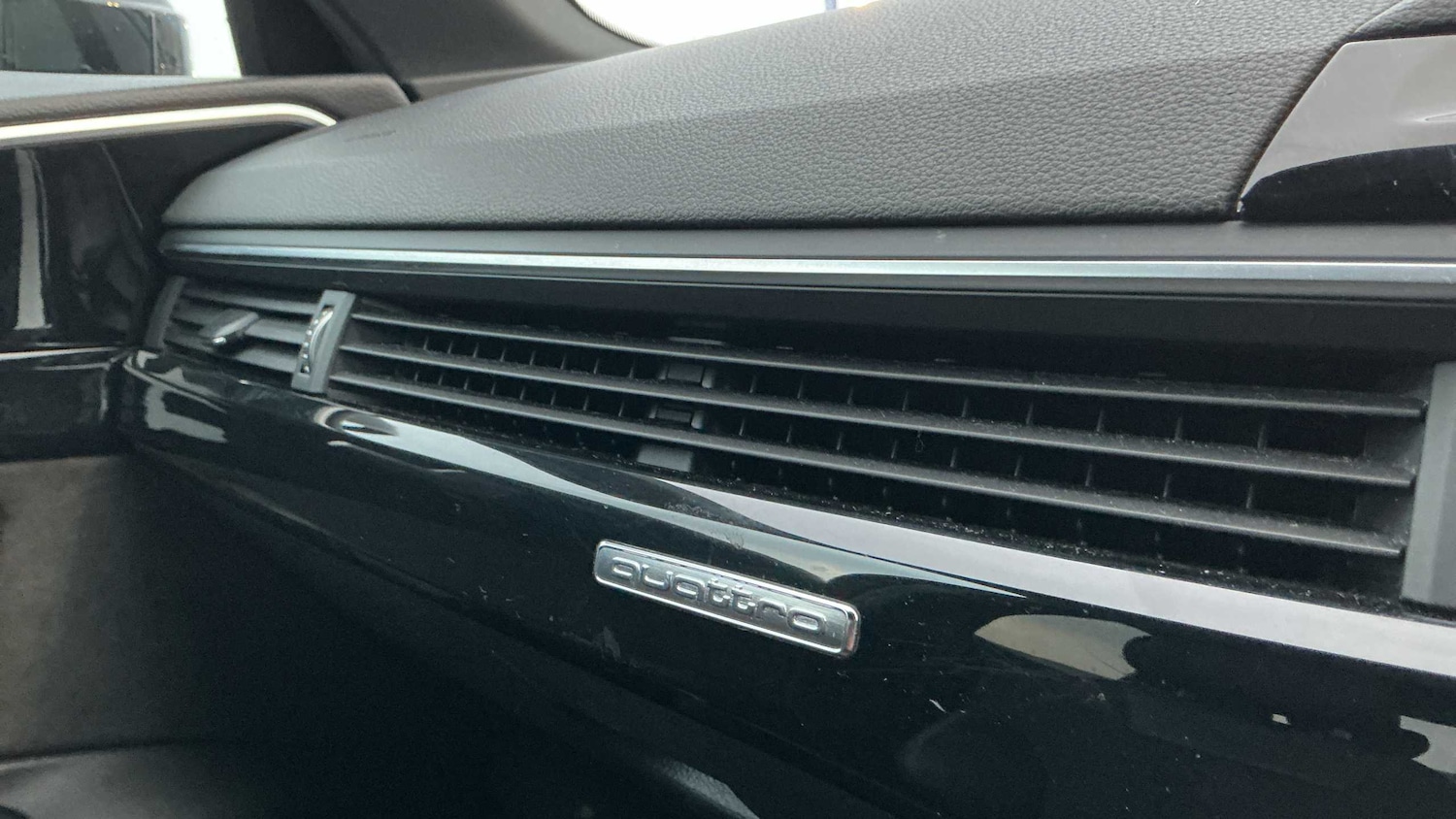 Used Audi A4 2019 for sale - 77856733: Photo 15