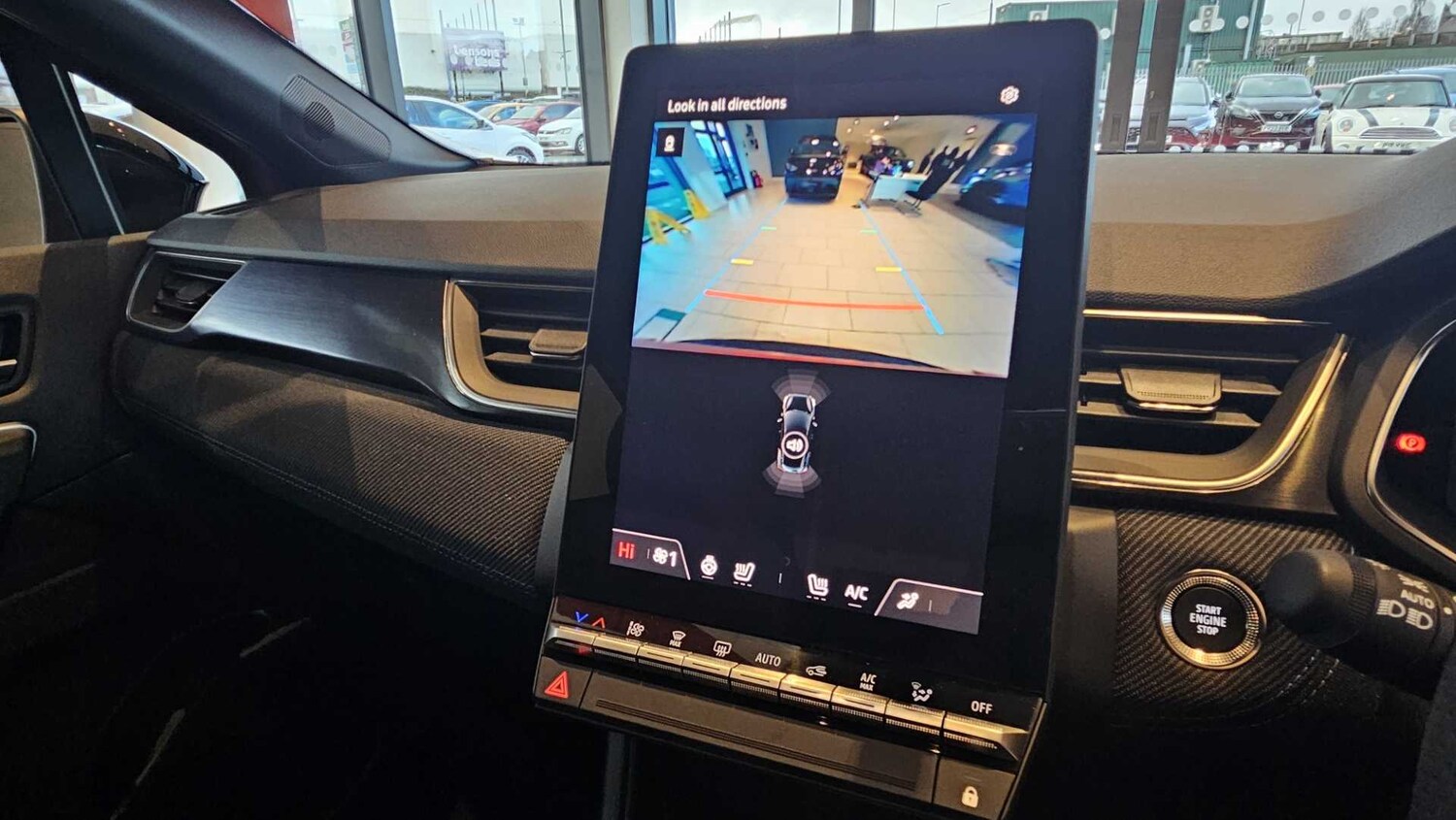 Used Renault Captur for sale - 77857388: Photo 12