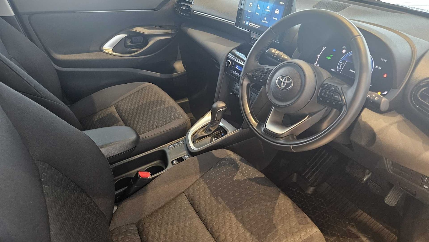 Used Toyota Yaris Cross 2025 for sale - 77857791: Photo 13