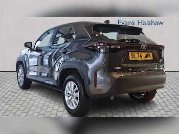 Used Toyota Yaris Cross 2025 for sale - 77857791: Photo