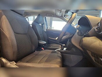 Used Toyota Yaris Cross 2025 for sale - 77857791: Photo