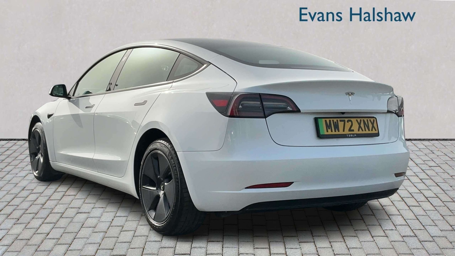 Used Tesla Model 3 2022 for sale - 78129537: Photo 2