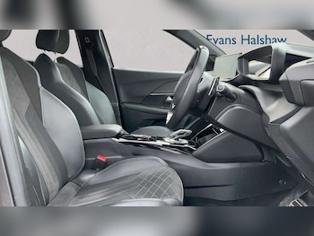 Used Peugeot 2008 2021 for sale - 77859818: Photo