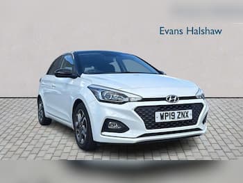 Used Hyundai i20 2019 for sale - 79604597: Photo