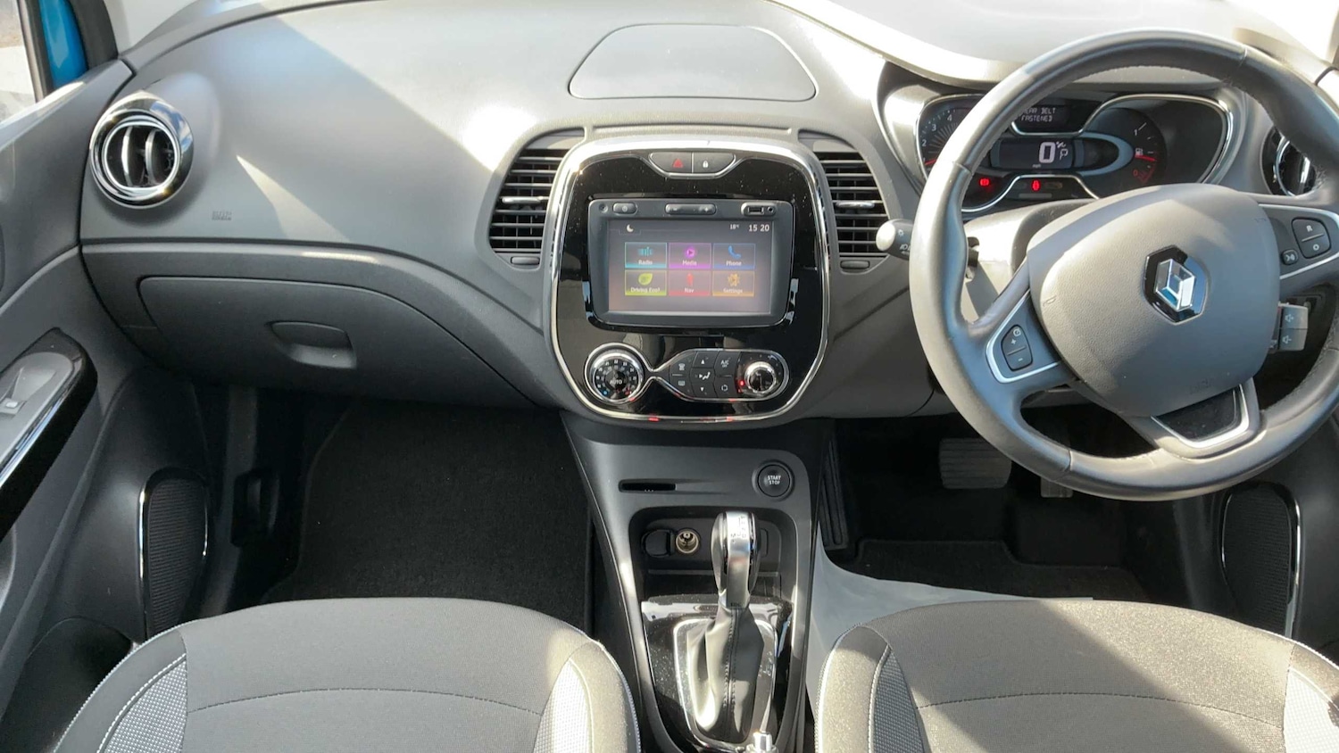 Used Renault Captur 2016 for sale - 78149056: Photo 8