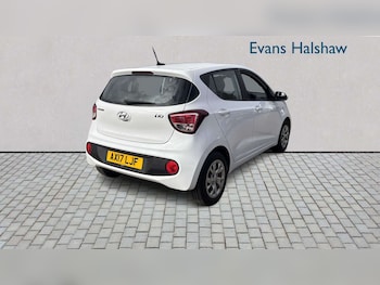Used Hyundai i10 2017 for sale - 78076686: Photo