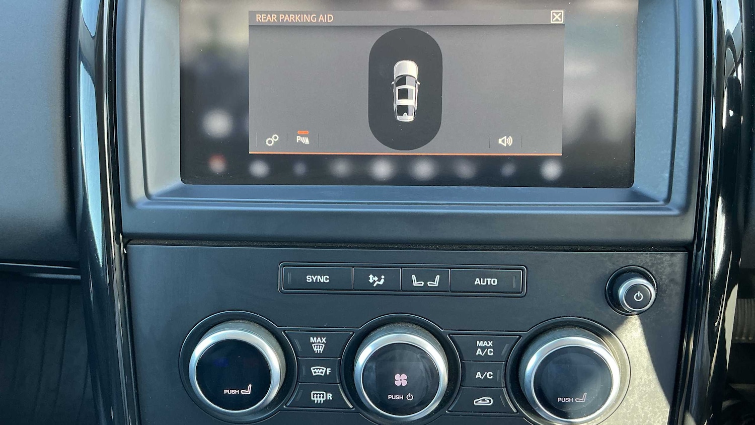 Used Land Rover Discovery 2018 for sale - 77995937: Photo 26