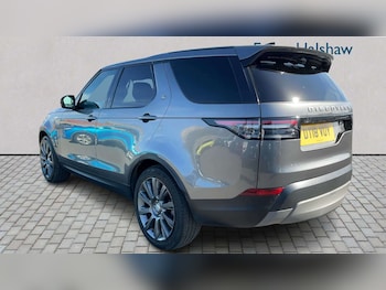 Used Land Rover Discovery 2018 for sale - 77995937: Photo