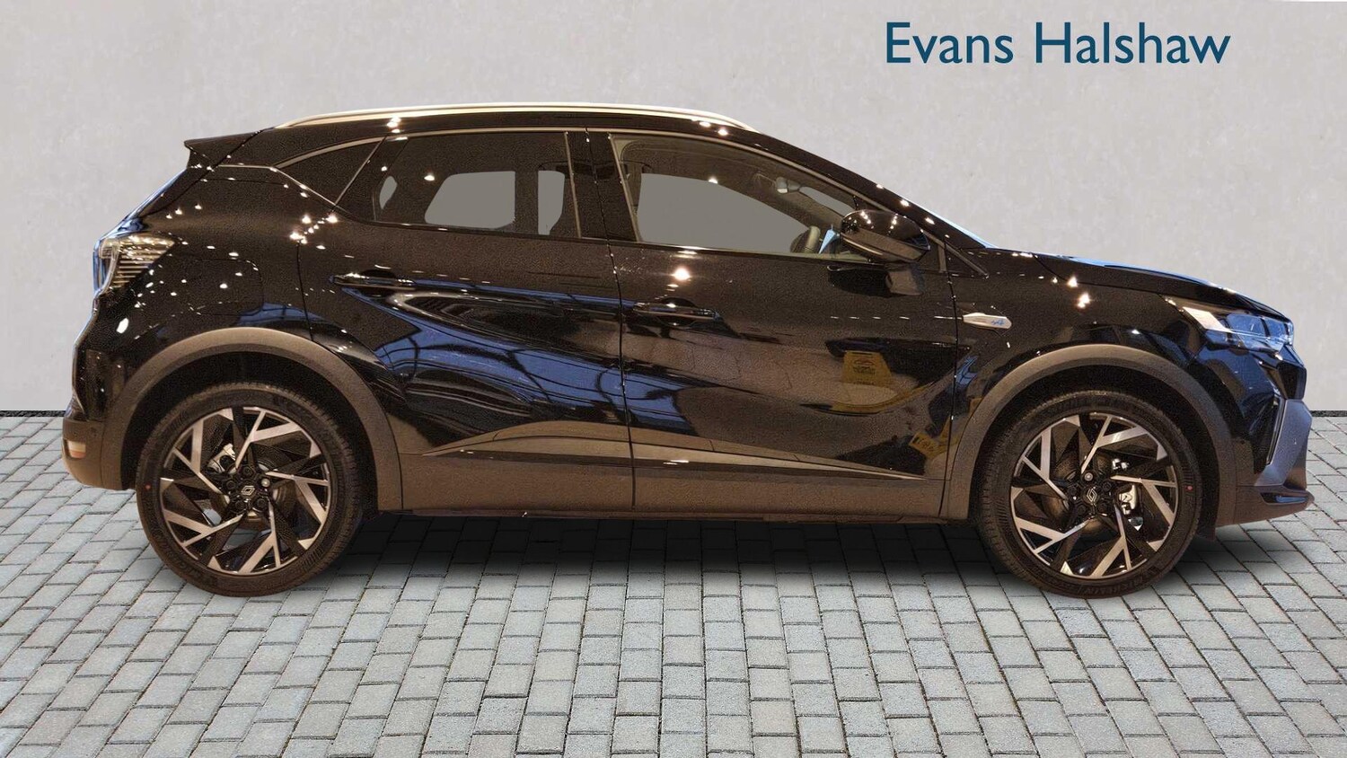 Used Renault Captur for sale - 77861898: Photo 7