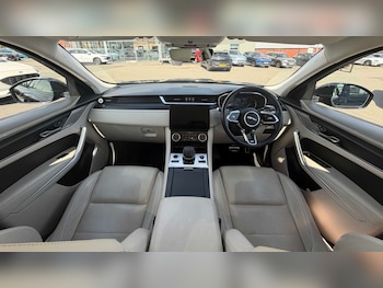 Used Jaguar F-Pace 2023 for sale - 79455429: Photo