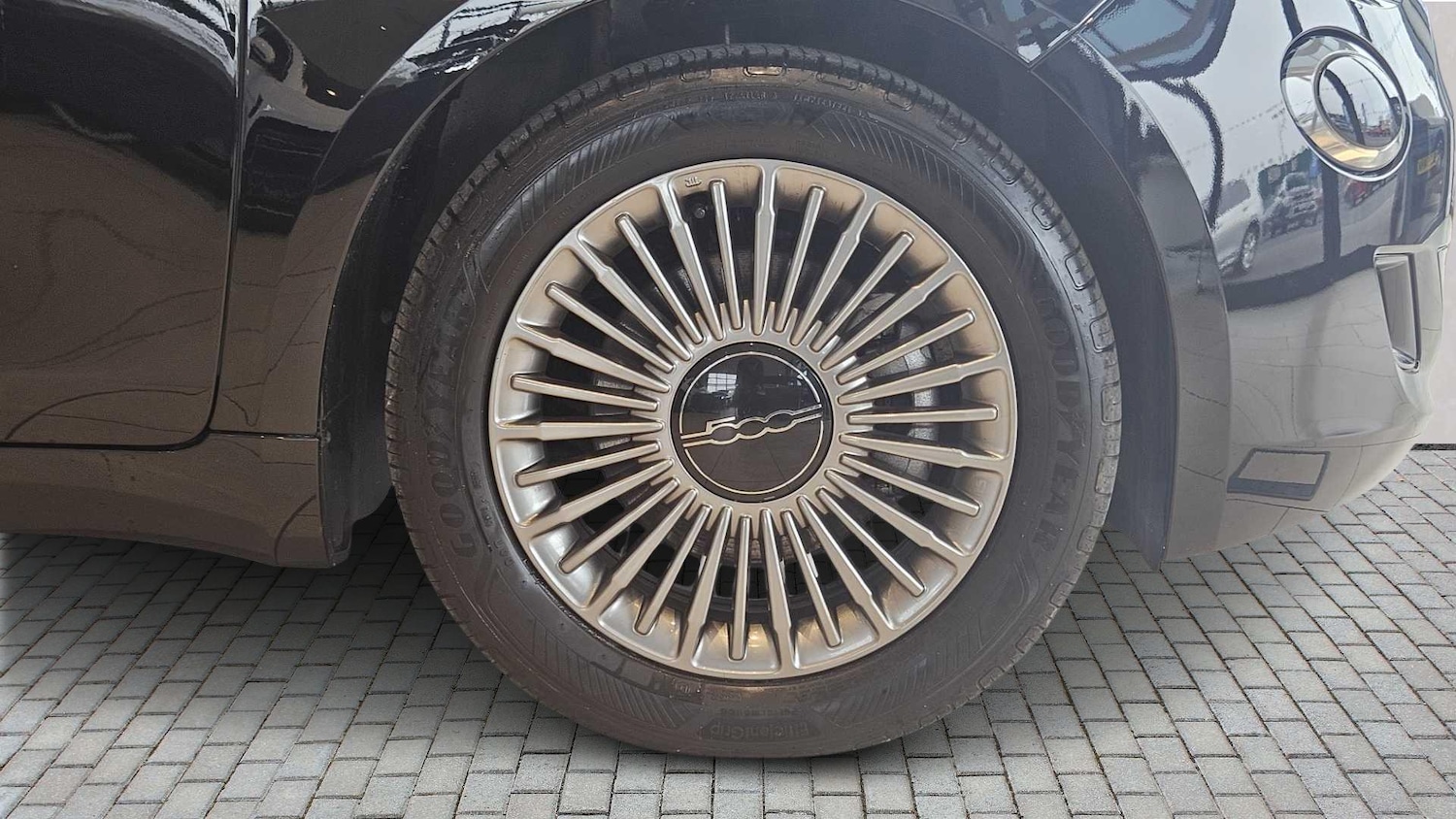 Used Fiat 500 2024 for sale - 77899295: Photo 7