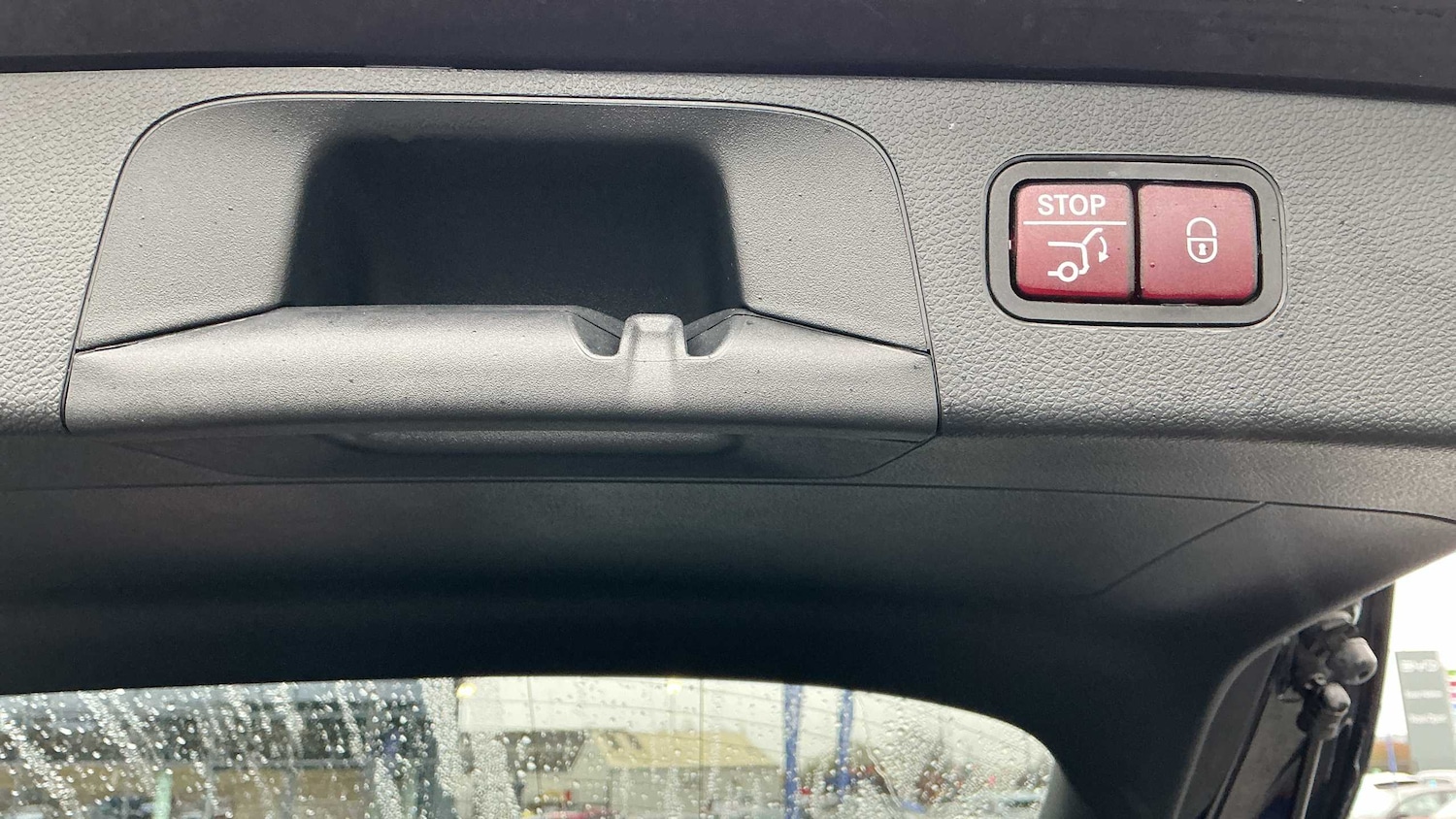 Used Mercedes-Benz GLC 2018 for sale - 78052023: Photo 18