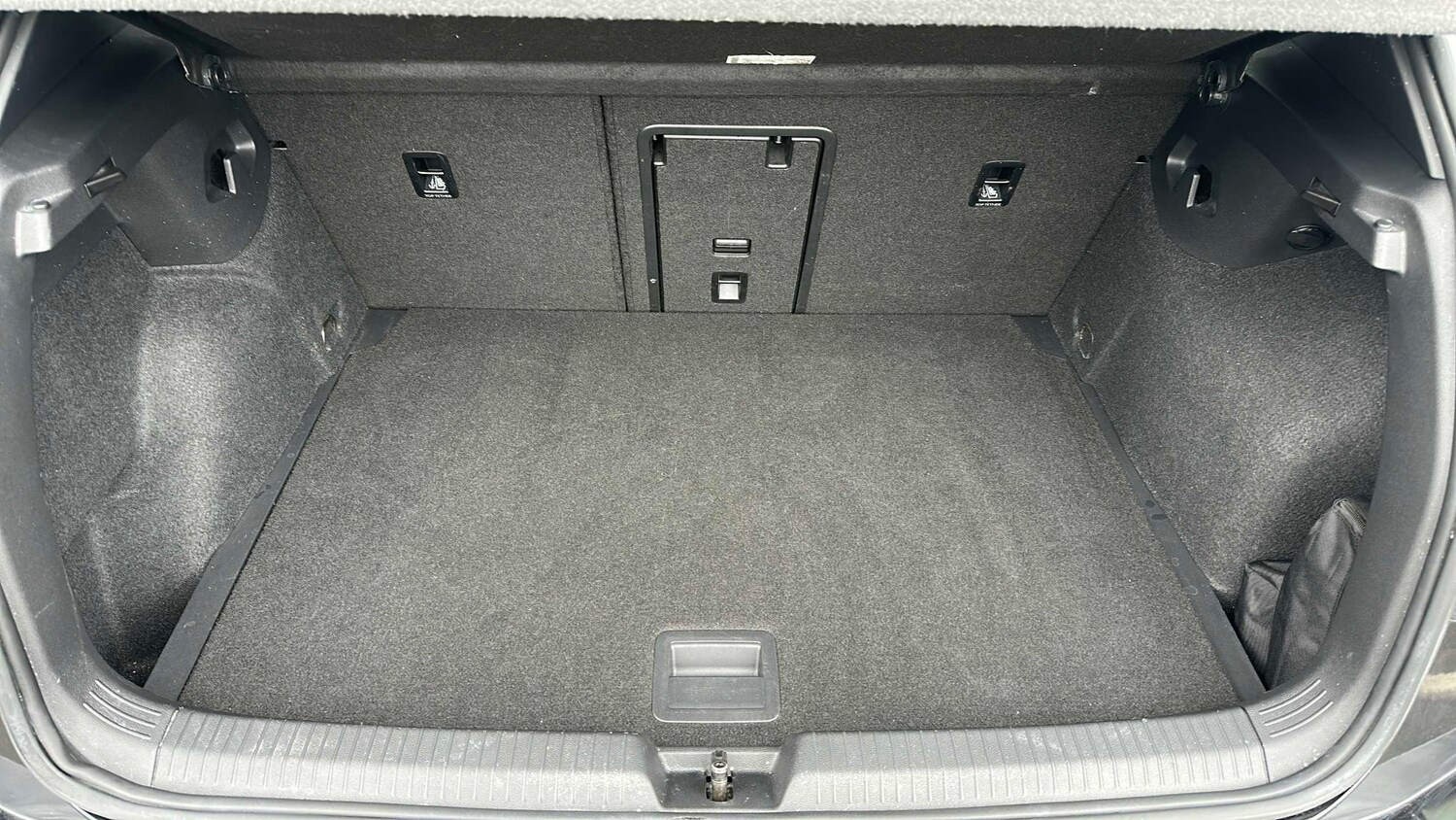 Used Volkswagen Golf 2020 for sale - 78104767: Photo 10