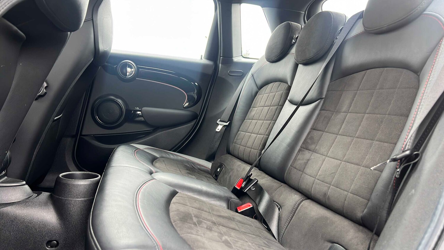 Used MINI Hatch 2021 for sale - 77861842: Photo 11