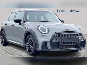 Used MINI Hatch 2021 for sale - 77861842: Photo