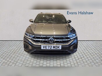 Used Volkswagen T-Roc 2023 for sale - 77857820: Photo