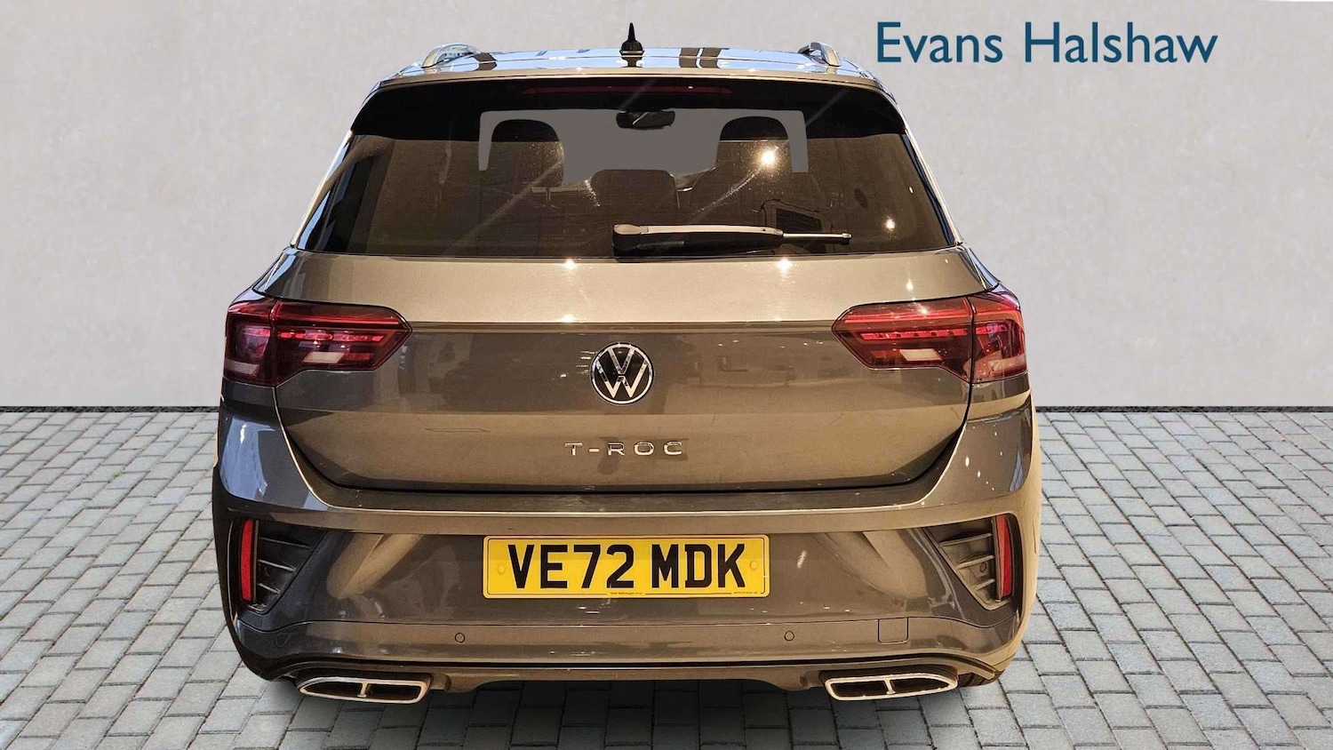 Used Volkswagen T-Roc 2023 for sale - 77857820: Photo 5