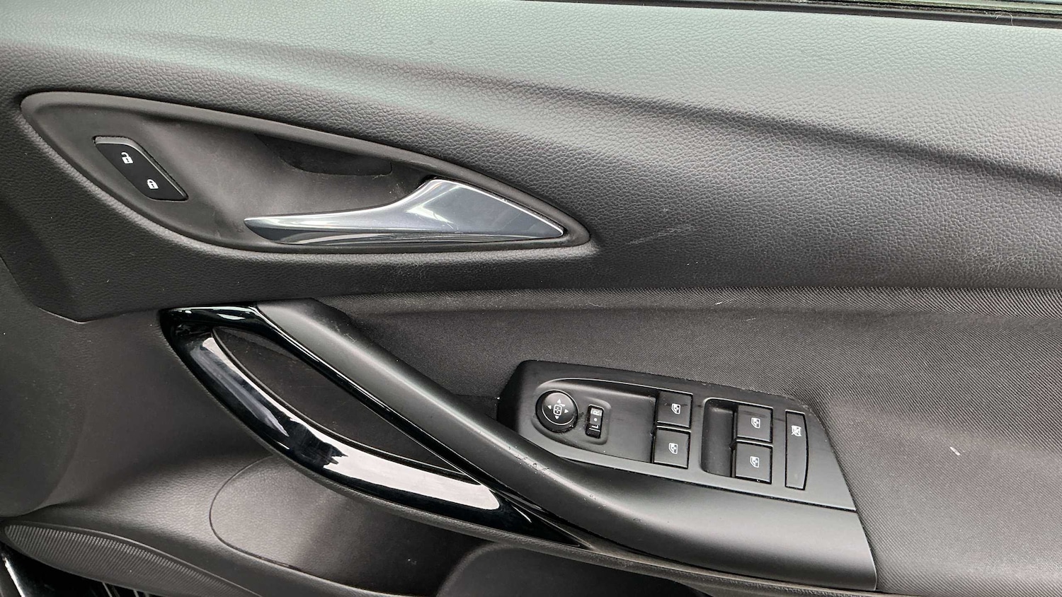 Used Vauxhall Astra 2018 for sale - 77856824: Photo 19