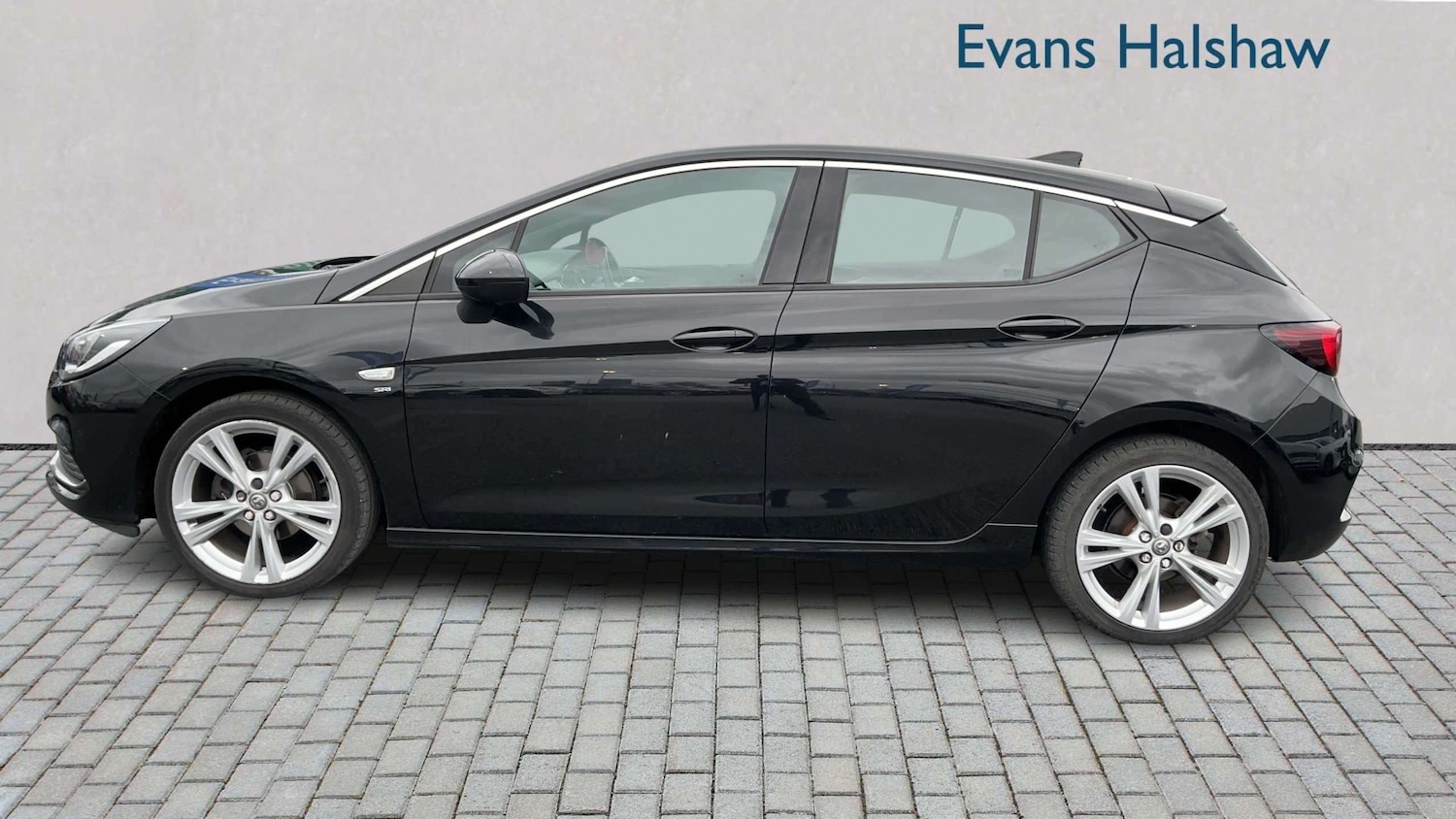 Used Vauxhall Astra 2018 for sale - 77856824: Photo 3